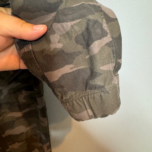 ATHLETA olive camo farallon joggers size 2 - Picture 5 of 7